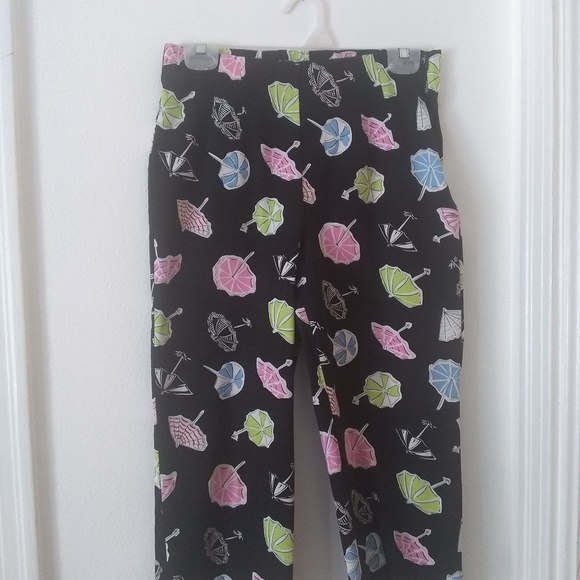 Capris - Picture 3 of 3